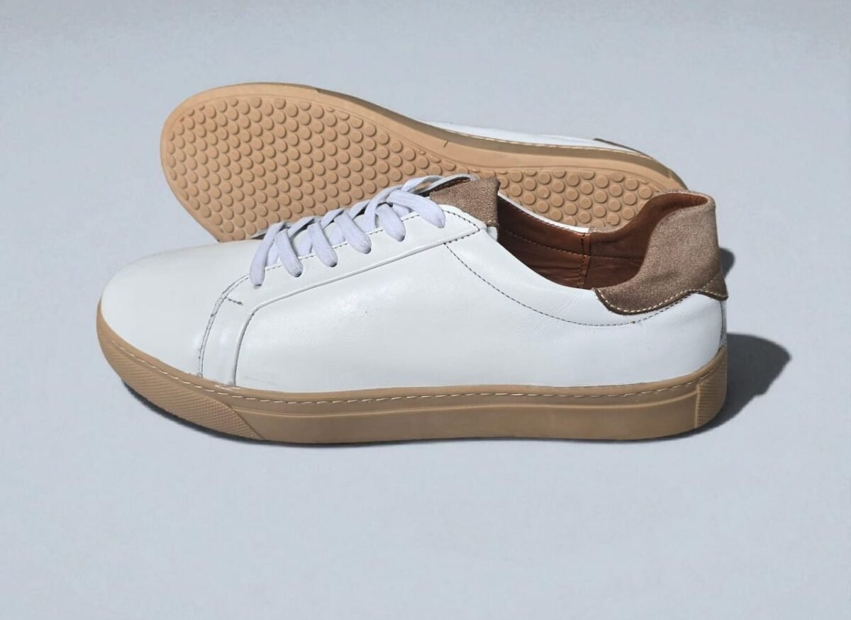 ffd81f0c-d4a9-4d14-a4bc-81a266c72397 Chaussures de ville en cuir 100% – Image 1