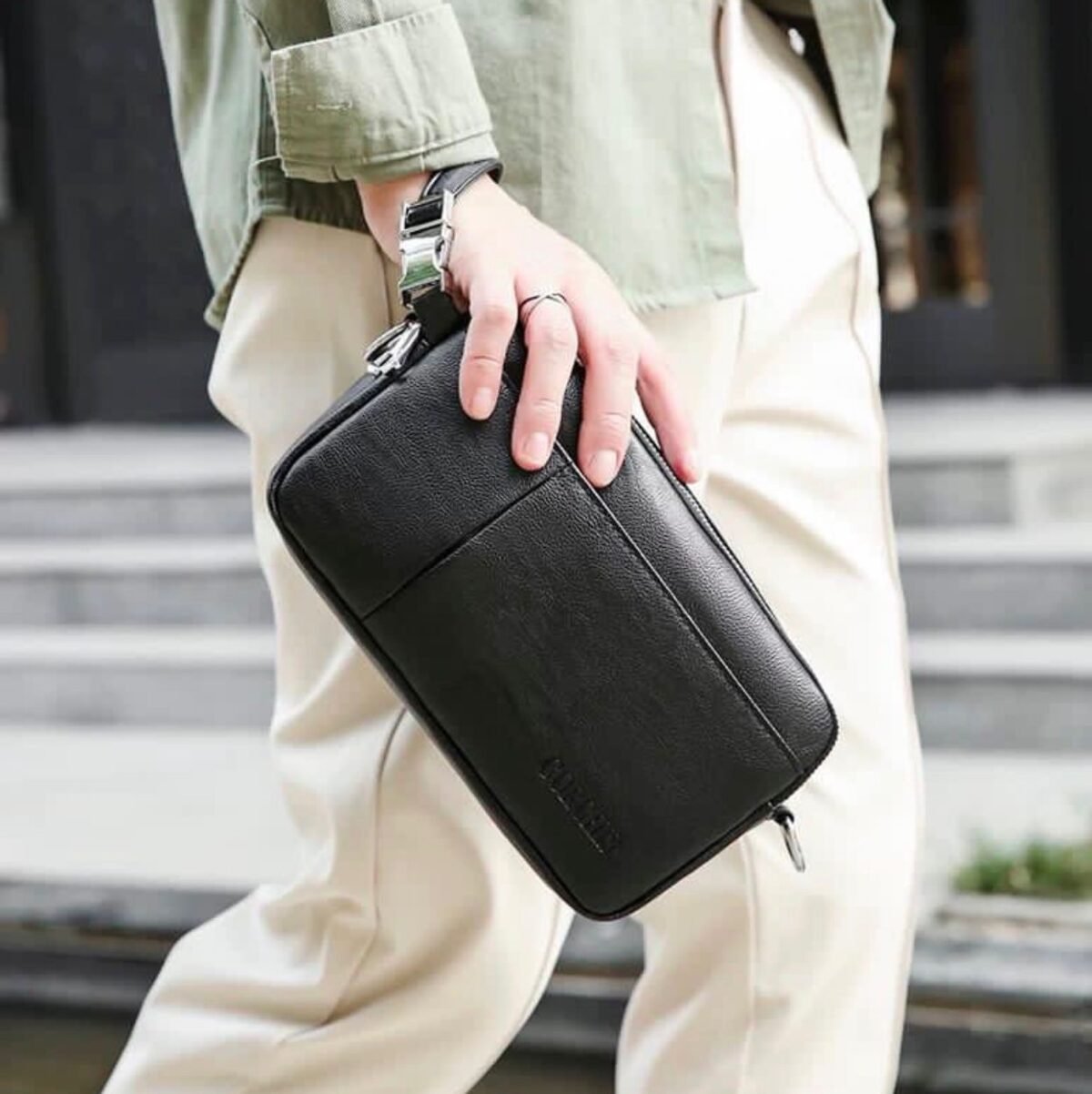 3aee67fa-d6b3-4159-a817-4828f55087fd Sacoche multifonction avec bandoulière 2.0 cuire – Image 1