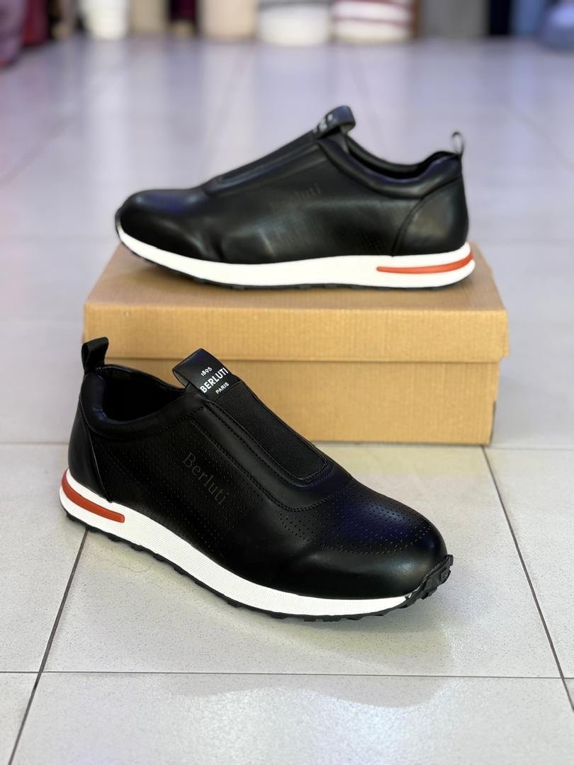 3c175de8-8364-4f42-b1a8-fc969989bdcb Chaussure de ville en cuire – Image 1