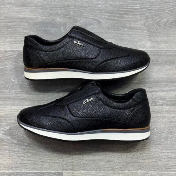 Chaussure de ville en cuire