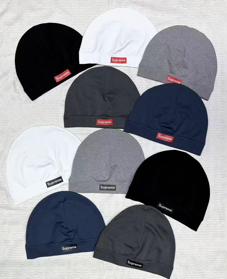 d0b1c3c8-54d5-4f0a-906d-5b02b4abb116 3 Bonnet streetwear à 13000f – Image 1