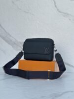 Sacoche LV cuir – Image 2