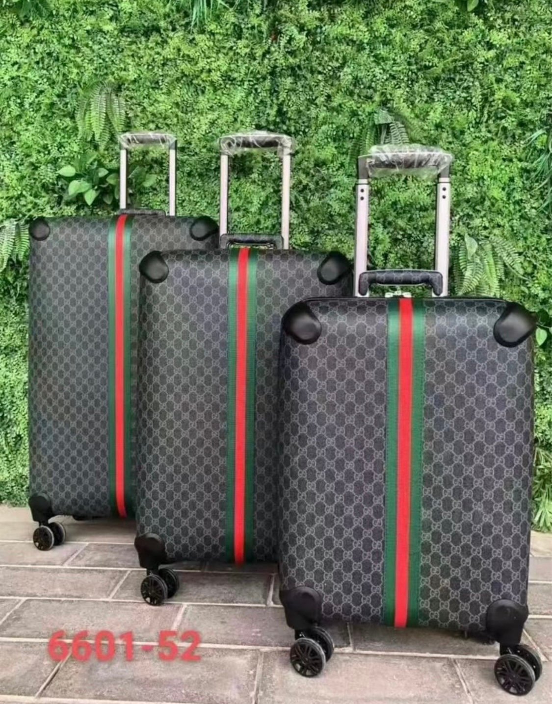 screenshot-120 Valise GUCCI original – Image 1